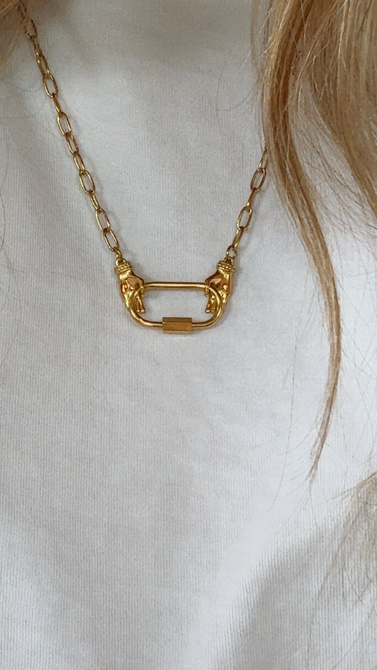 Hold On Necklace